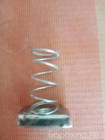 Продам: ДКС CM161000 Гайка М10х40