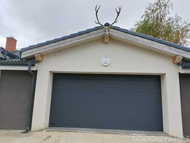 Продам: Секционные гаражные ворота 3000x2300, па