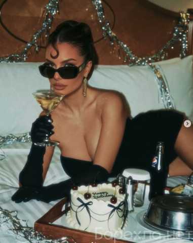 Вакансия: Модель