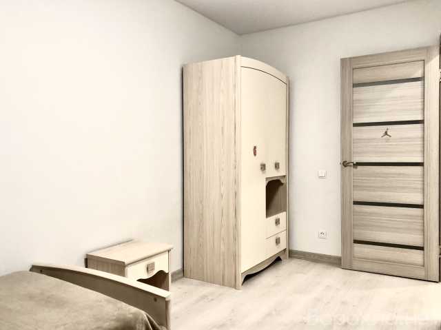 Продам: комплект детской мебели для девочки