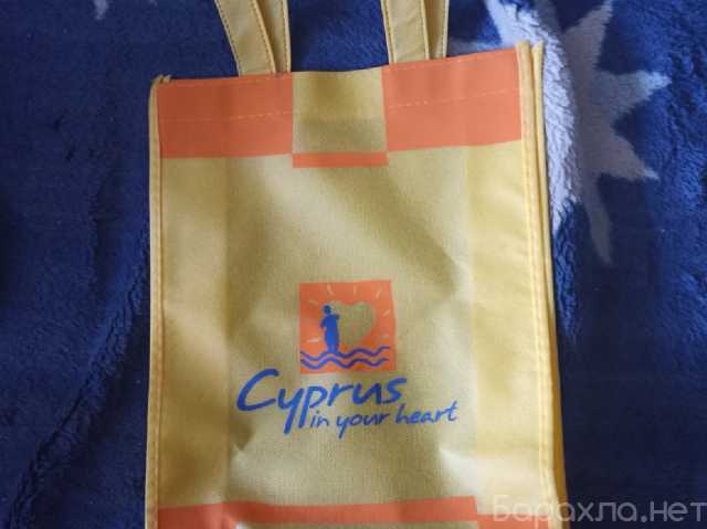 Продам: Сумки, Ручки, Бейсболки, Значки,Хрусталь