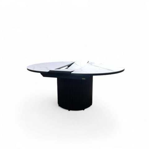 Продам: Стол обеденный