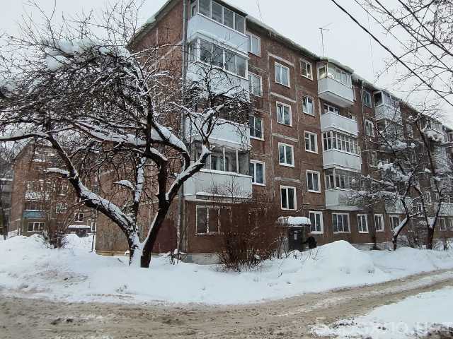 Продам: квартиру