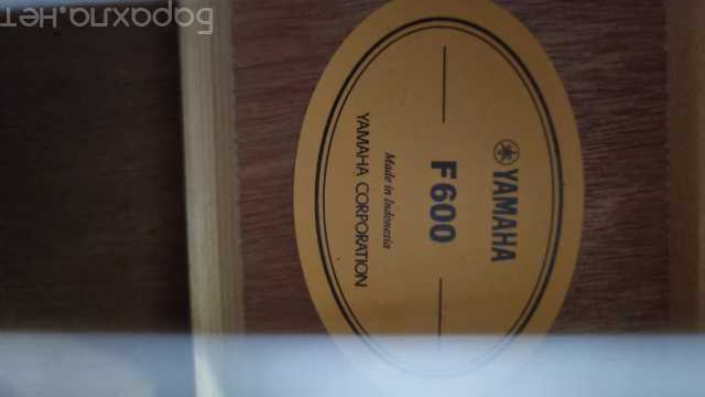 Продам: акустическую гитару