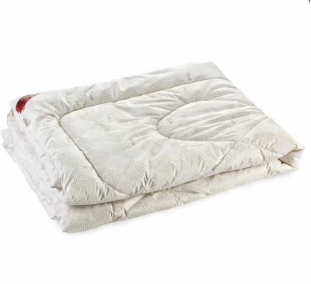 Продам: Одеяло всесезон Verossa 200х220 см (б/у)