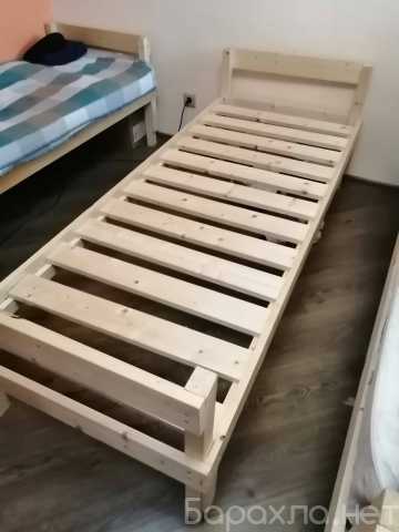 Продам: Продам 4 односпальные кровати из дерева