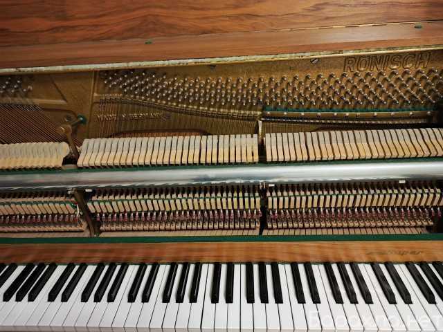 Продам: пианино