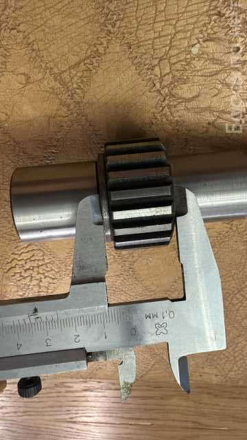 Продам: Вал в ком исузу ,hino, Мицубиси