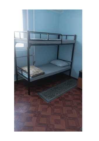 Продам: Кровать металлическая двухъярусная с мат