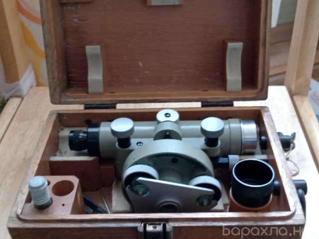Продам: Нивелир Carl Zeiss Jena Ni. C., 1944 год