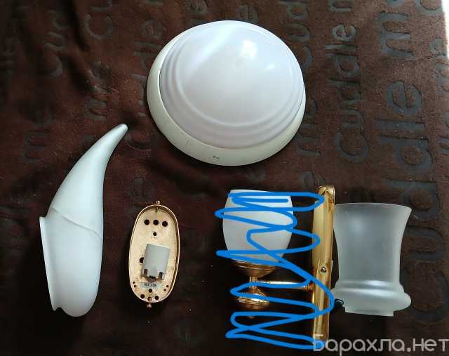 Продам: Светильники,бра 3 шт за