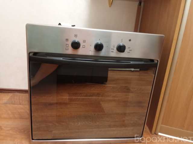 Продам: Электродуховой шкаф c грилем ariston