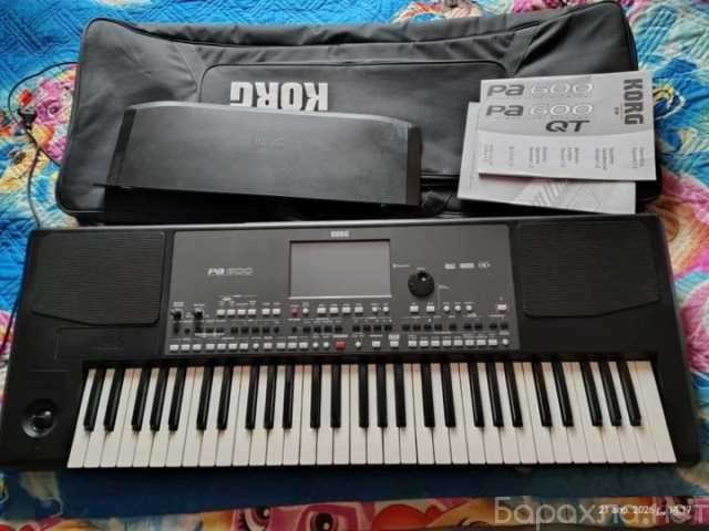 Продам: Синтезатор Korg pa 600