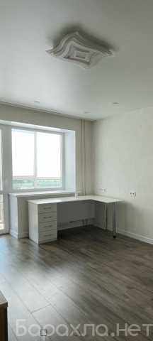 Продам: Компьютерный стол