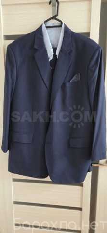 Продам: Костюм мужской