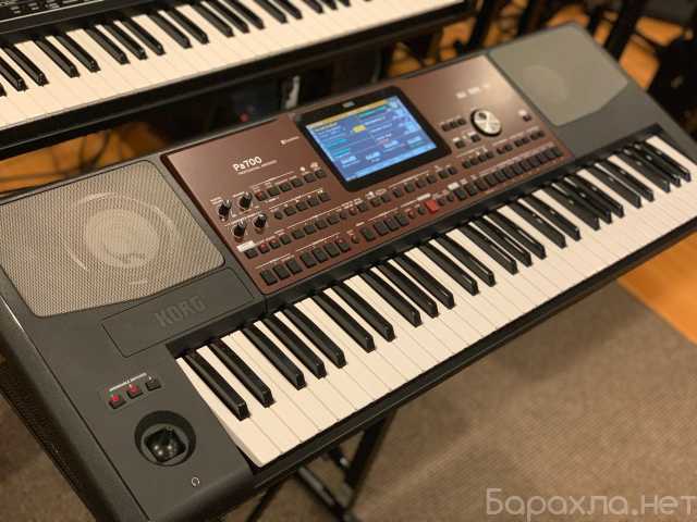 Продам: Korg Pa700 61-key Arranger Workstation