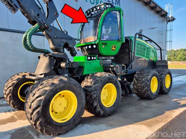 Продам: Стекло лоб JOHN DEERE F685219 F701817
