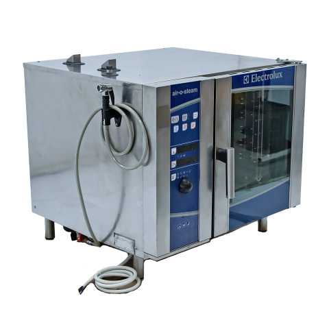Продам: Пароконвектомат Electrolux AOS061EBA2