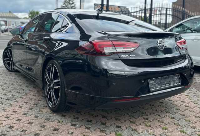 Продам: подержанный автомобиль