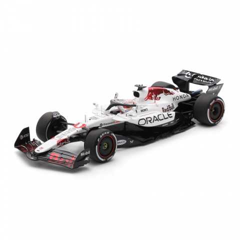Продам: Spark Red Bull RB21 w. Pit Board - 1st 2