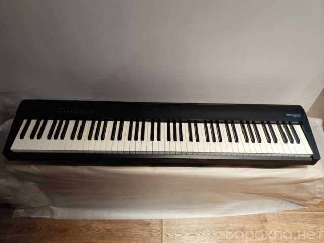 Продам: Цифровое пианино Roland FP-30X (BK)