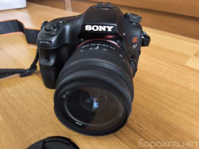 Продам: Зеркальный фотоаппарат Sony alpha 57