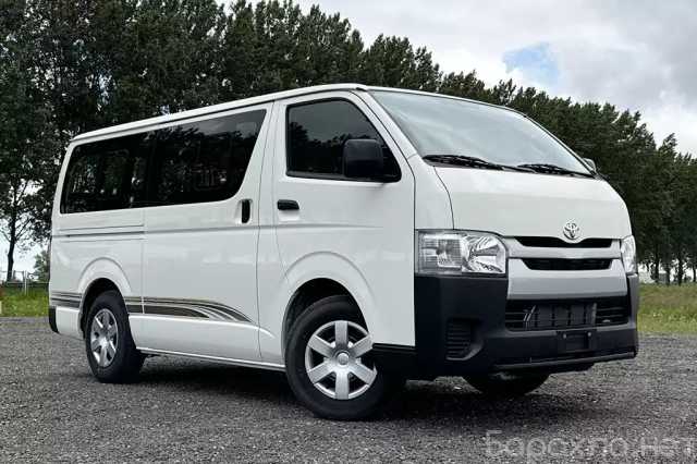 Продам: 2023 Toyota Hiace 4x2