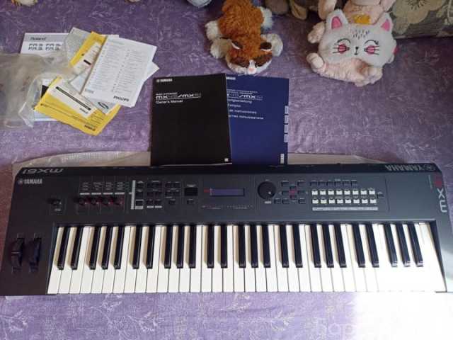 Продам: Синтезатор Yamaha MX61
