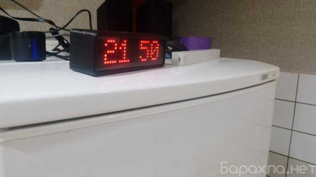 Продам: Умные настольные часы на ESP32