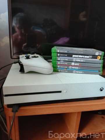Продам: игровая приставка Xbox One S