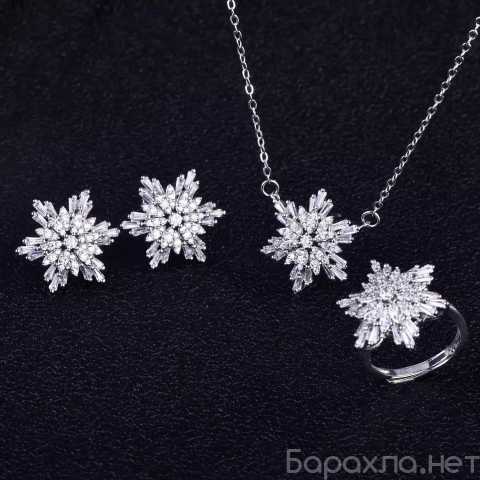 Продам: Ювелирный набор снежинки
